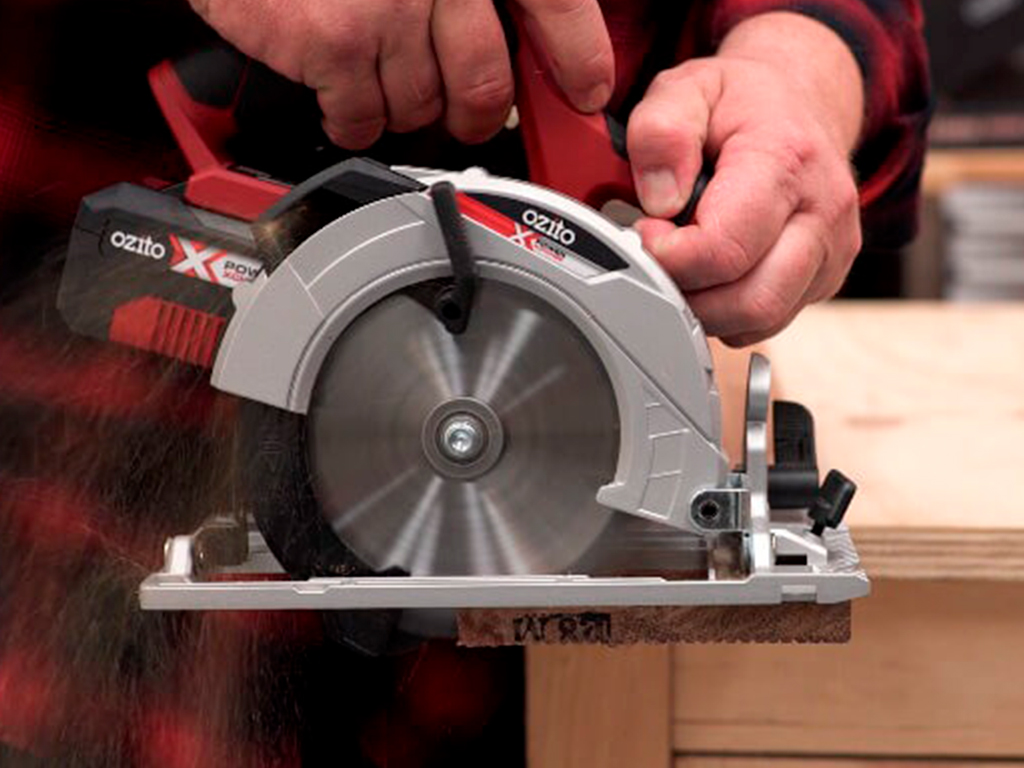 Working with a circular saw
