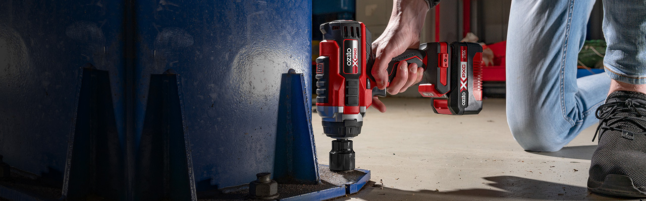 Working with an impact wrench