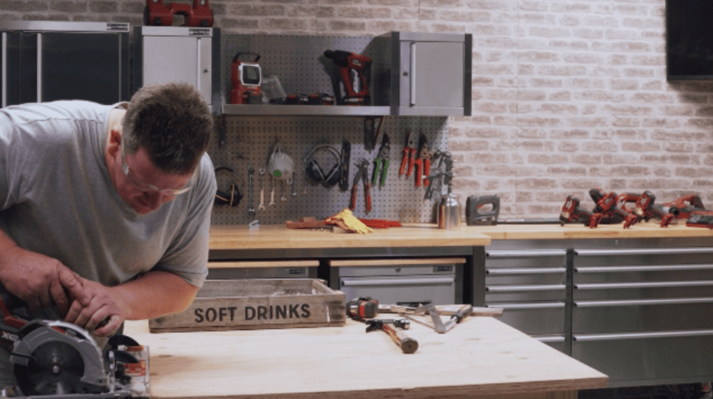 Working with a circular saw